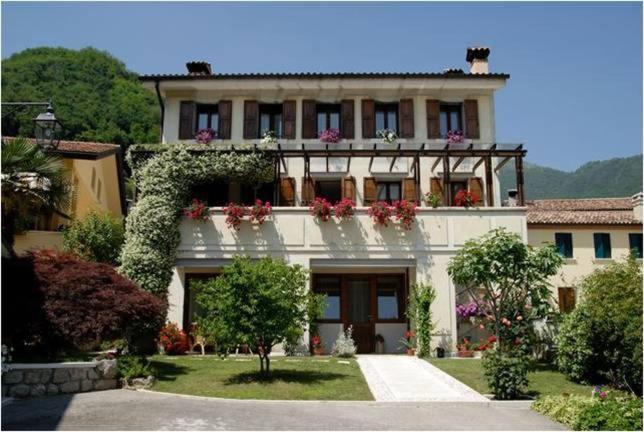 B&B Ernestina Miane Bagian luar foto
